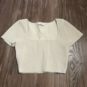 aritzia babaton sculpt knit cropped tee size small!
